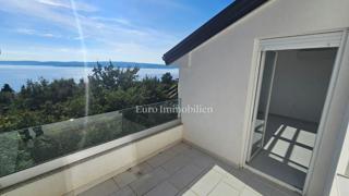 Crikvenica, Appartamento duplex vicino al mare