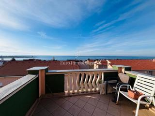 Appartamento attico con vista panoramica sul mare - Novalja