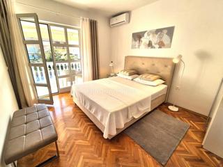 Appartamento recentemente ristrutturato con vista mare