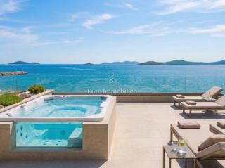 MANDRE prima fila mare appartamenti lusso vista mare S7