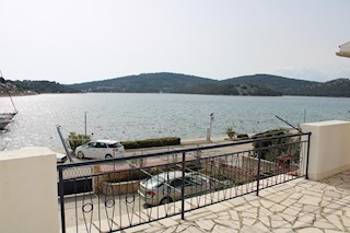 House with a beautiful view first row to the sea