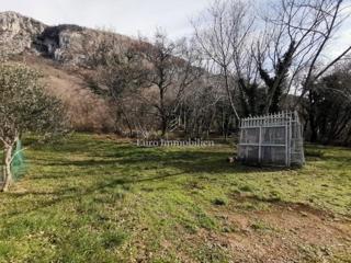 Bribir terreno edificabile