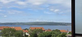 Selce, appartamento con balcone e vista mare