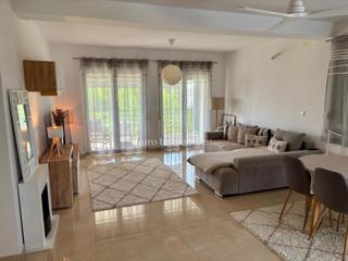 Appartamento con 2 camere e giardino, 150 m dalla spiaggia