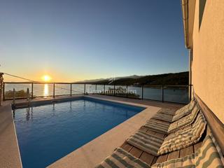 Meka Draga - condominio con piscina, in prima fila sul mare