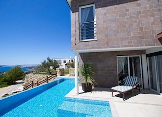 Two luxury villas with pool and sea view, near Split