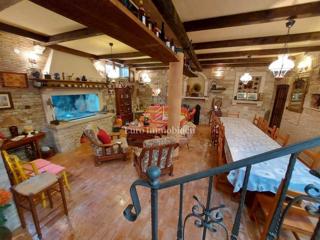 Two-floor apartment with a taverne, Rovinj surroudings