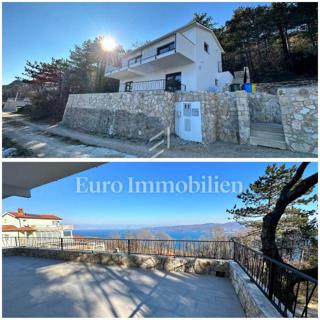 Modern house with a view of the entire Kvarner 