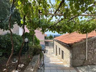 Novi Vinodolski - casa vicino al centro