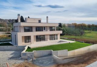 DINTORNI DI PARENZO - Villa moderna con terrazza panoramica, vista mare