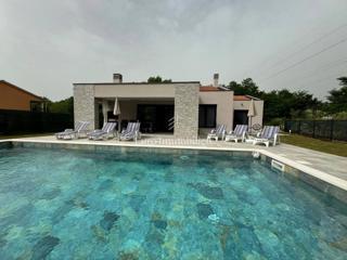 Istria - Moderna casa con piscina