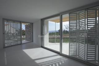 Krk - appartamento al piano terra con giardino e vista mare