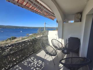 Appartamento in prima fila al mare, Vrulje – Kruševo