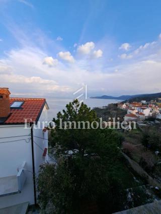 Semi-detached stone house for renovation, Vrbnik - island of Krk