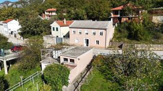 Casa con vista sul mare nell'entroterra di Crikvenica