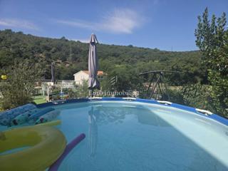 Novi Vinodolski - casa con 3 unità abitative