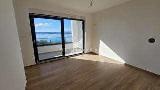 Family house with two apartments, Dramalj