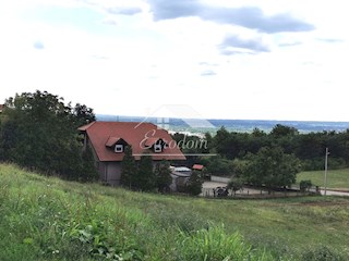 IN VENDITA: CASA COSTRUITA CON QUALITÀ – ZAGABRIA, BIZEK