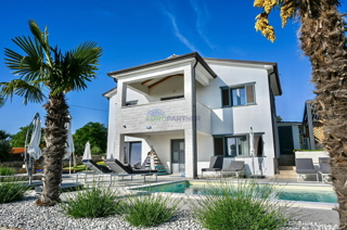 Villa di lusso e moderna con vista panoramica sul mare, Poreč, Istria