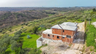 Momiano, villa con vista panoramica sul mare