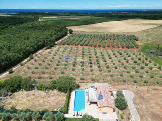 Villa isolata con vista mare, Cittanova