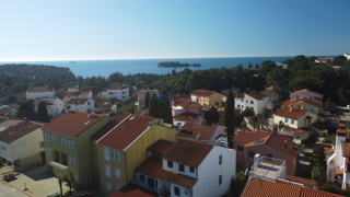 Istria, Rovigno, casa in una zona d&apos;elite vicino al mare