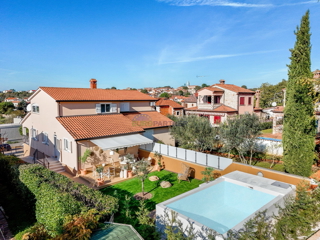 Casa bifamiliare con piscina, Istrien, Kaštelir