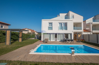 Villa di design con vista sul mare e sulla natura, Parenzo, a 2 km dal mare