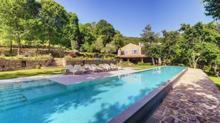 Istria, Tenuta esclusiva nel cuore di Grožnjan – completa privacy e posizione unica