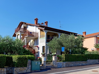 Opportunità! Casa a Cittanova con un grande appartamento familiare e tre appartamenti