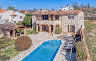 Unica villa in pietra autoctona con piscina, Porec