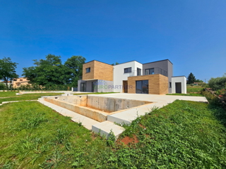 Villa moderna a 7 km da Parenzo, Istria