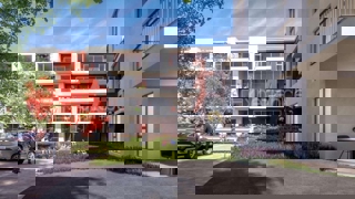 Moderno bilocale con terrazza e parcheggio a Umago