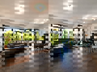 Appartamento di lusso con garage – a soli 350 m dalla spiaggia e dal centro di Parenzo!