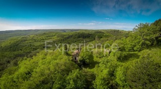 Grožnjan, tenuta 100.000 m² con casa, zona edificabile e vista