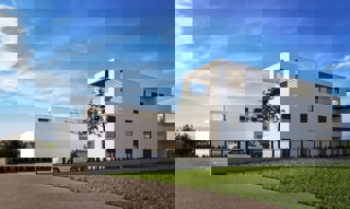 Bilocale con terrazza – Nuova costruzione, 1 km dal mare, Parenzo