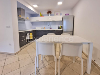 Vrsar - nel centro storico della città, appartamento RISTRUTTURATO al piano terra!