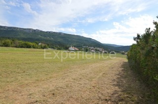 ISTRIA, Buzet - terreno edificabile, superficie di 2.531 m²