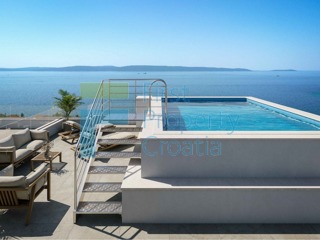 TG1752 - Attico di lusso con piscina, Čiovo, in vendita