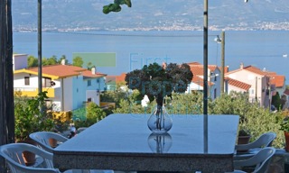 TG1505 - Casa con splendida vista elevata, Čiovo, in vendita