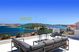 RG1732 - Appartamenti moderni vicino al mare, Rogoznica, in vendita