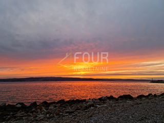 Crikvenica, 273,44m2