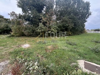 Valbandon, Fažana, 702m2