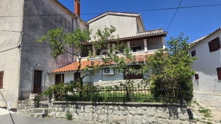 Roč, Buzet, 450m2