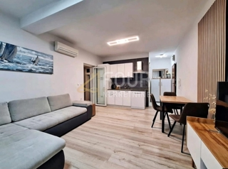 Crikvenica, Dramalj, monolocale con terrazza