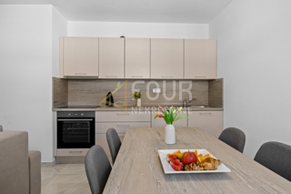 Peroj, Vodnjan, 63,59m2