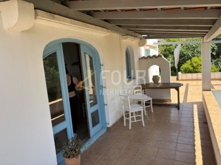 Banjol, Rab, 65,95m2