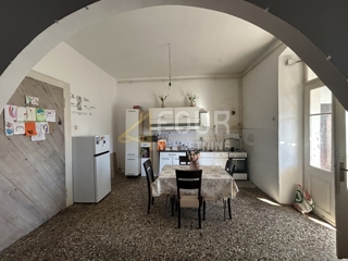 Centar, Pula, 114,50m2