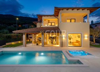 Mošćenička Draga, 146m2