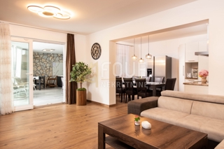 Rukavac, Matulji, 132,35m2